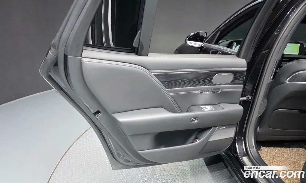 Genesis G90 2023 3.5 автомат (гидро), фото 15 Genesis G90 2023 3.5 автомат (гидро), фото 15