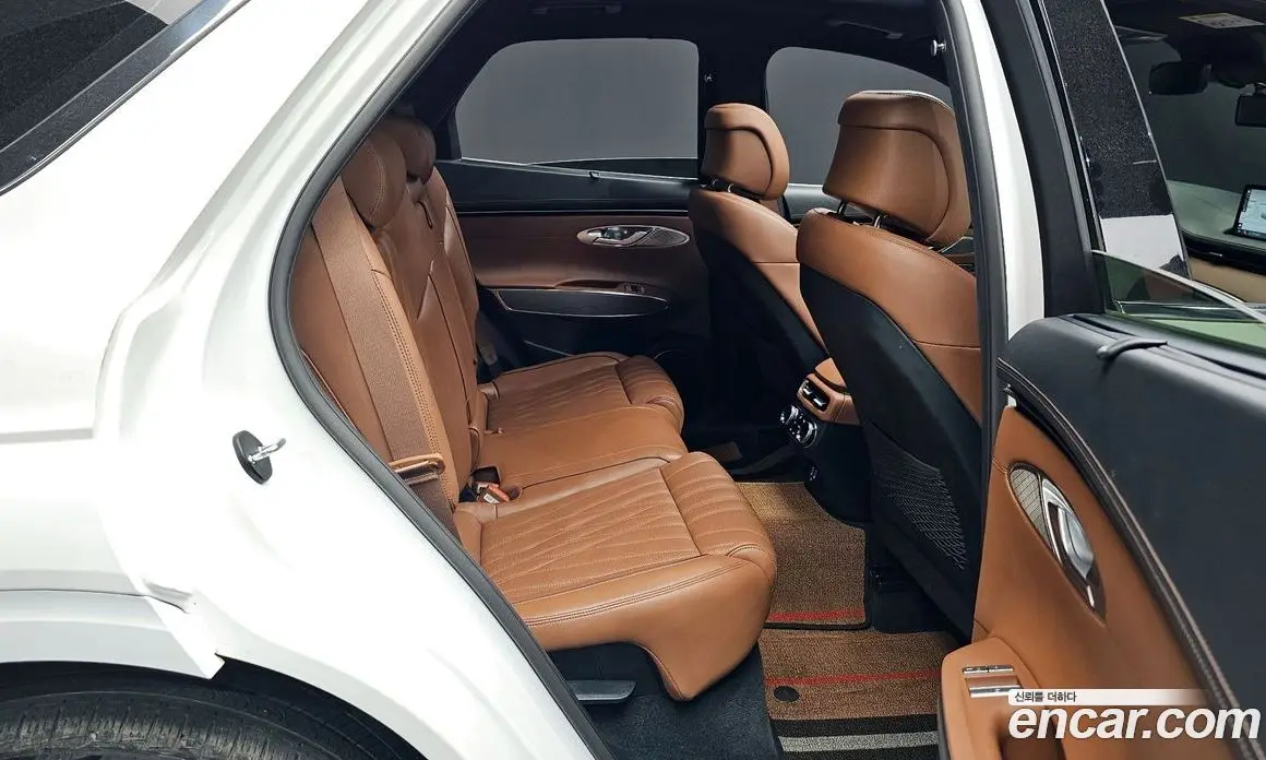 Genesis GV70 2021 2.2 автомат (гидро), фото 17