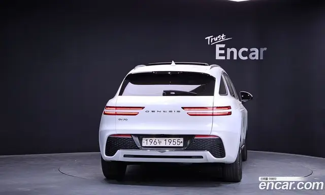 Genesis GV70 2021 2.2 автомат (гидро), миниатюра 4