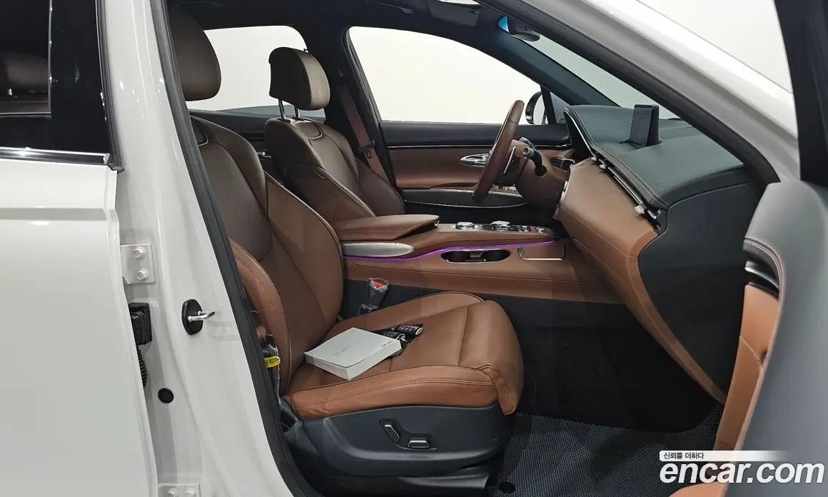 Genesis GV70 2022 2.5 автомат (гидро), фото 13