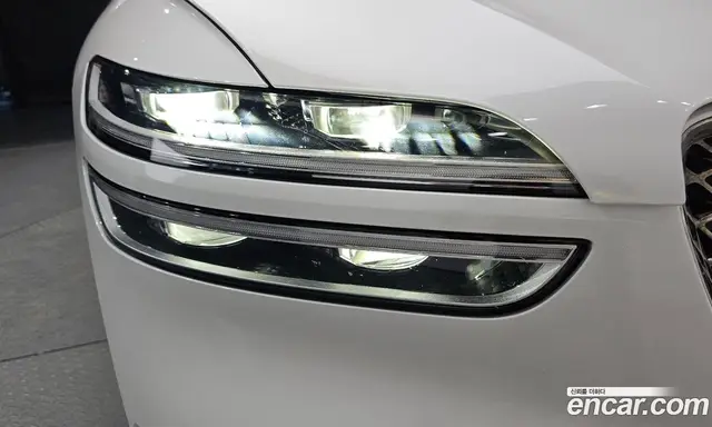 Genesis GV70 2022 2.5 автомат (гидро), миниатюра 8