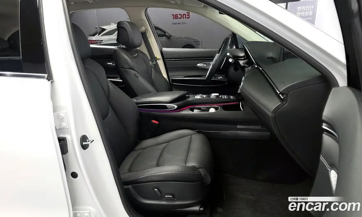 Genesis GV70 2023 2.5 автомат (гидро), фото 16