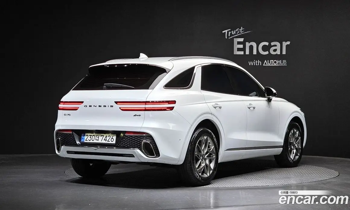 Genesis GV70 2023 2.5 автомат (гидро), фото 1 Genesis GV70 2023 2.5 автомат (гидро), фото 1