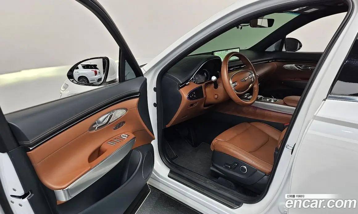 Genesis GV70 2023 2.5 автомат (гидро), фото 10 Genesis GV70 2023 2.5 автомат (гидро), фото 10