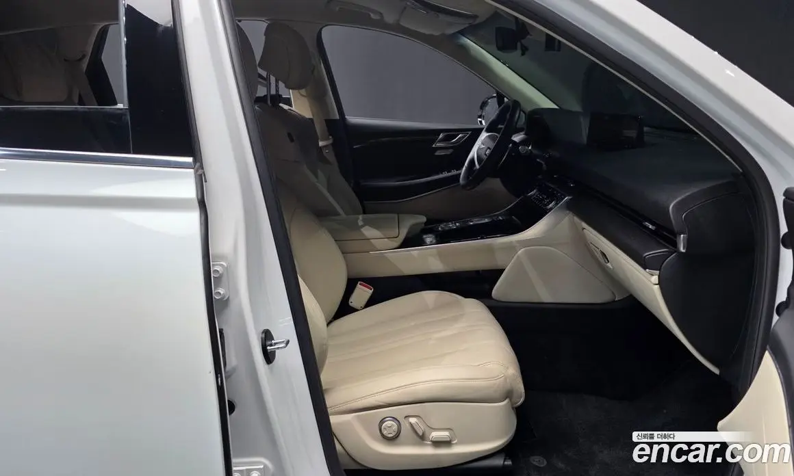 Genesis GV80 2021 3.5 автомат (гидро), фото 17 Genesis GV80 2021 3.5 автомат (гидро), фото 17