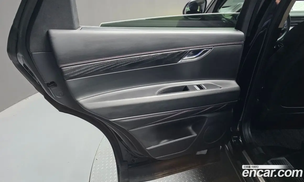 Genesis GV80 2023 3.5 автомат (гидро), фото 15 Genesis GV80 2023 3.5 автомат (гидро), фото 15