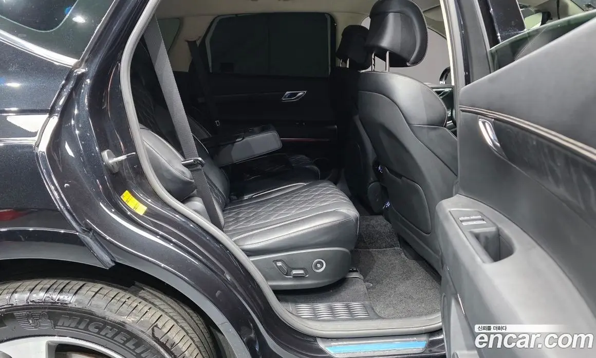 Genesis GV80 2023 3.5 автомат (гидро), фото 17 Genesis GV80 2023 3.5 автомат (гидро), фото 17