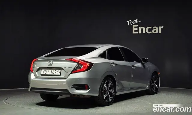 Honda Civic 2017 2.0 автомат (гидро), миниатюра 2 Honda Civic 2017 2.0 автомат (гидро), миниатюра 2