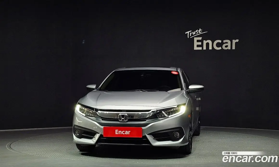 Honda Civic 2017 2.0 автомат (гидро), фото 3 Honda Civic 2017 2.0 автомат (гидро), фото 3