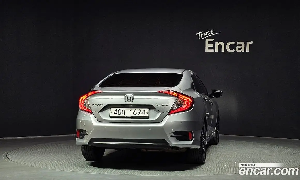 Honda Civic 2017 2.0 автомат (гидро), фото 4 Honda Civic 2017 2.0 автомат (гидро), фото 4