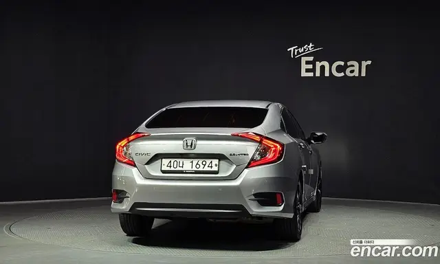 Honda Civic 2017 2.0 автомат (гидро), миниатюра 4 Honda Civic 2017 2.0 автомат (гидро), миниатюра 4