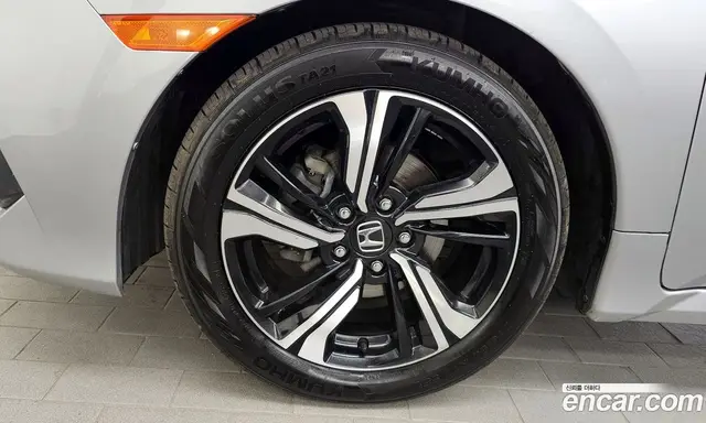 Honda Civic 2017 2.0 автомат (гидро), миниатюра 5 Honda Civic 2017 2.0 автомат (гидро), миниатюра 5