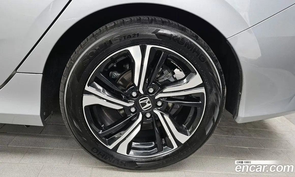 Honda Civic 2017 2.0 автомат (гидро), фото 7 Honda Civic 2017 2.0 автомат (гидро), фото 7