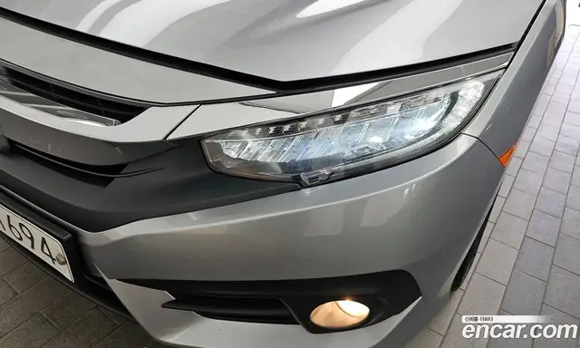 Honda Civic 2017 2.0 автомат (гидро), миниатюра 8 Honda Civic 2017 2.0 автомат (гидро), миниатюра 8