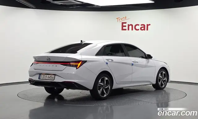Hyundai Avante 2021 1.6 автомат (гидро), миниатюра 2