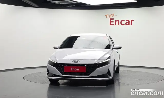 Hyundai Avante 2021 1.6 автомат (гидро), миниатюра 3