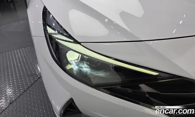 Hyundai Avante 2022 1.6 автомат (гидро), миниатюра 8