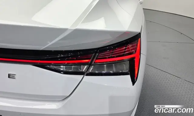 Hyundai Avante 2022 1.6 автомат (гидро), миниатюра 9