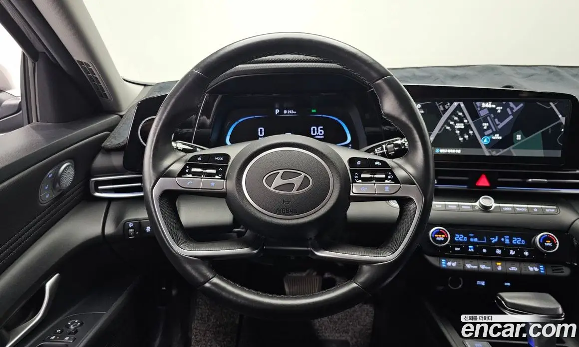 Hyundai Avante 2023 1.6 автомат (гидро), фото 18