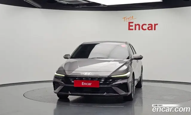 Hyundai Avante 2023 1.6 автомат (гидро), миниатюра 3