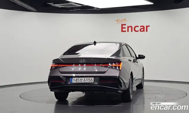 Hyundai Avante 2023 1.6 автомат (гидро), миниатюра 4