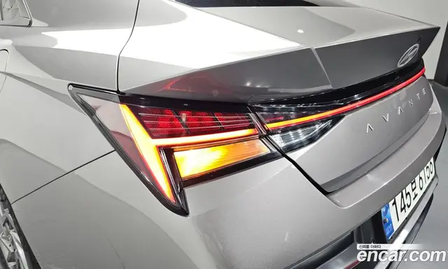 Hyundai Avante 2023 1.6 автомат (гидро), миниатюра 9
