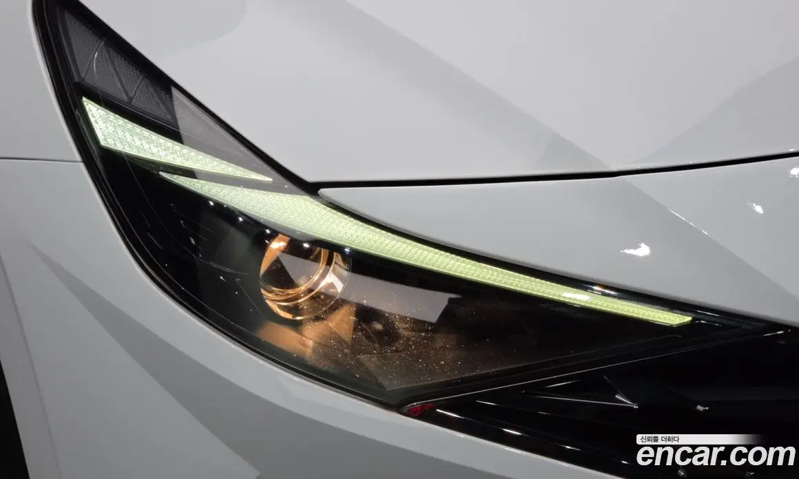 Hyundai Avante 2023 1.6 автомат (гидро), фото 8
