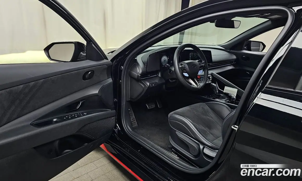 Hyundai Avante 2025 2.0 автомат (гидро), фото 12