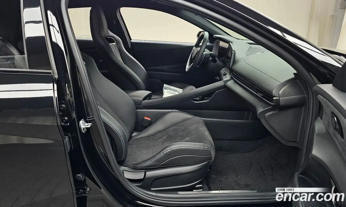 Hyundai Avante 2025 2.0 автомат (гидро), фото 15