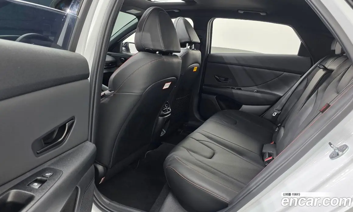 Hyundai Avante 2025 1.6 автомат (гидро), фото 17