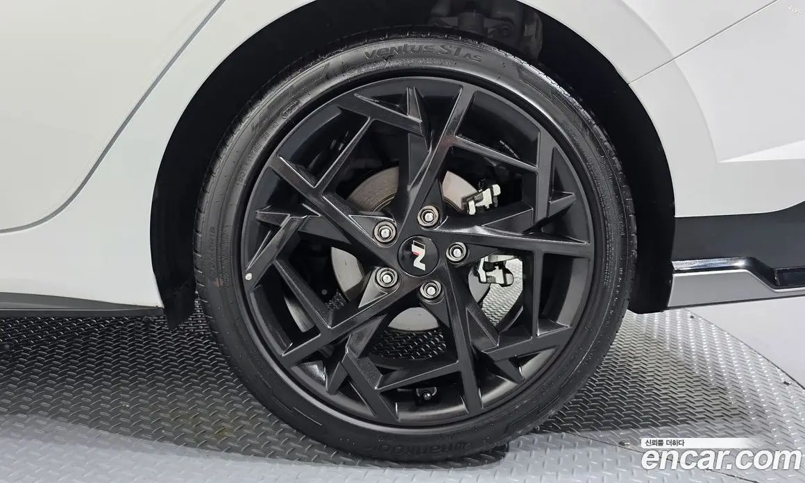Hyundai Avante 2025 1.6 автомат (гидро), фото 6