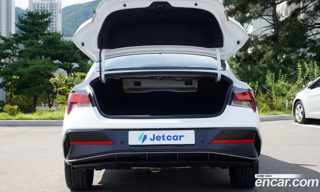 Hyundai Avante 2026 1.6 автомат (гидро), миниатюра 5