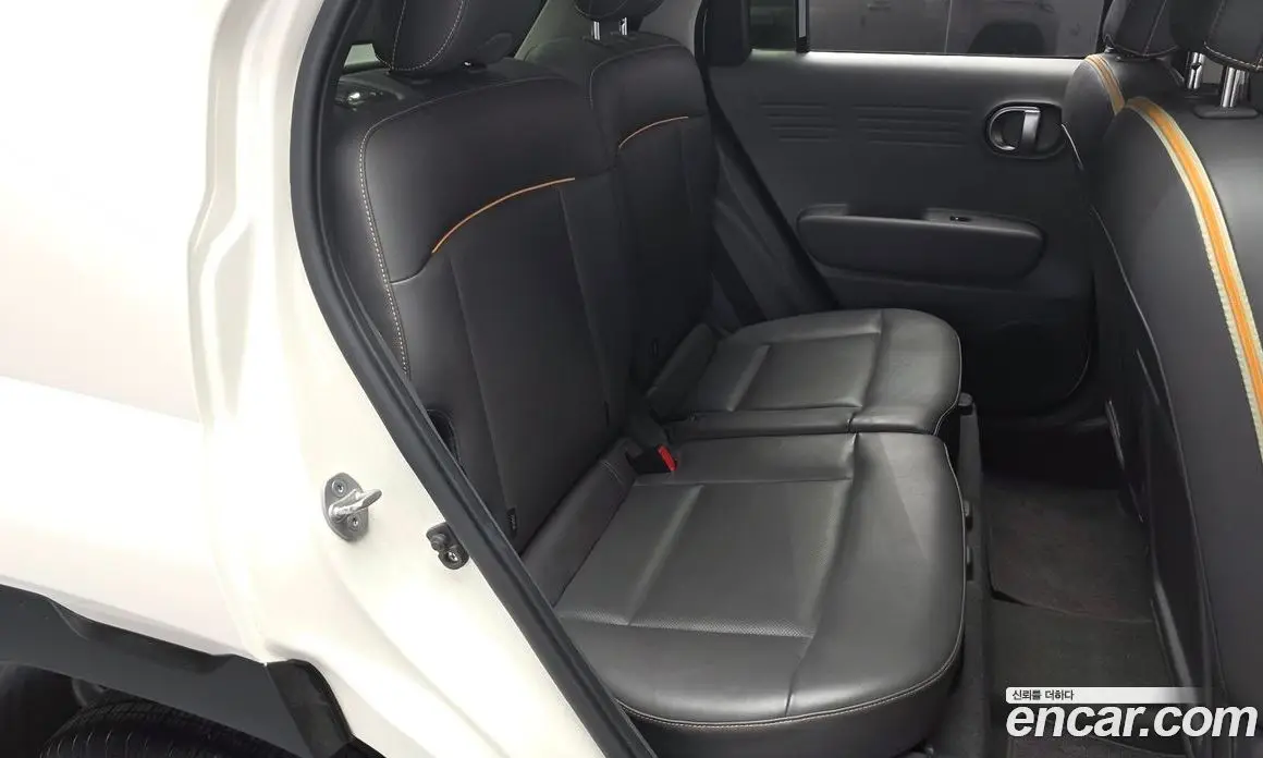 Hyundai Casper 2022 1.0 автомат (гидро), фото 17