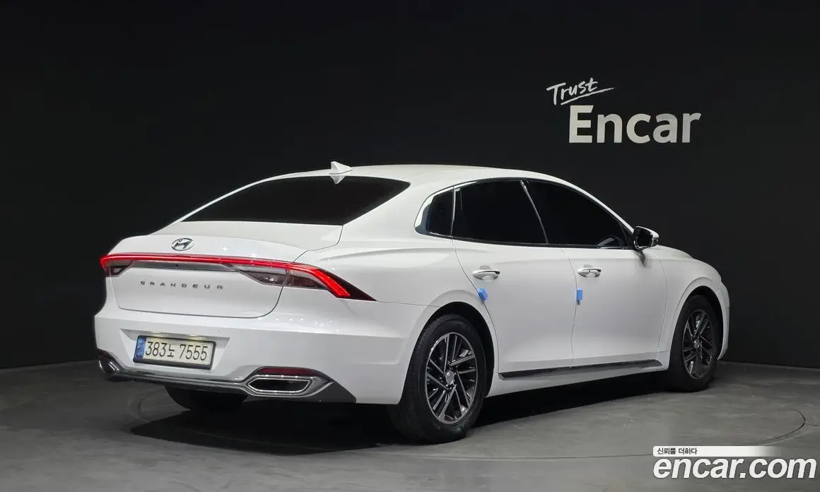 Hyundai Grandeur 2021 2.5 автомат (гидро), фото 2 Hyundai Grandeur 2021 2.5 автомат (гидро), фото 2