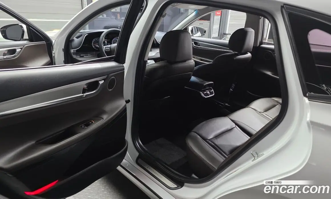 Hyundai Grandeur 2021 2.5 автомат (гидро), фото 17 Hyundai Grandeur 2021 2.5 автомат (гидро), фото 17