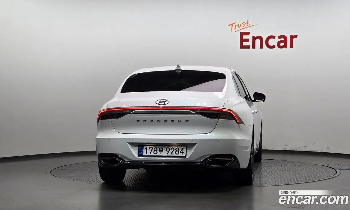 Hyundai Grandeur 2022 2.5 автомат (гидро), фото 4 Hyundai Grandeur 2022 2.5 автомат (гидро), фото 4