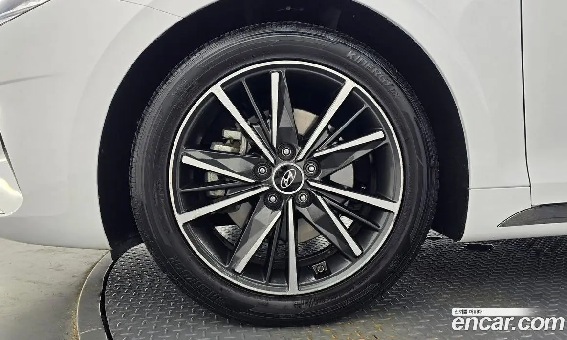 Hyundai Grandeur 2022 2.5 автомат (гидро), фото 5 Hyundai Grandeur 2022 2.5 автомат (гидро), фото 5