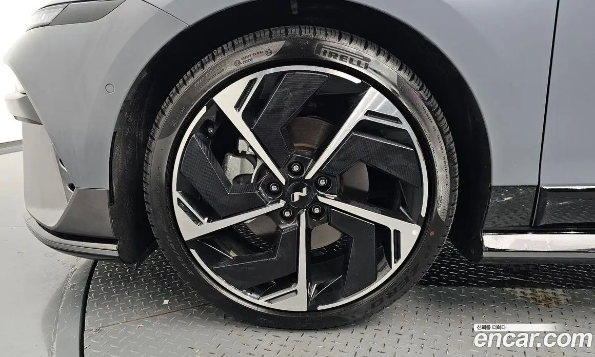 Hyundai Ioniq 6 2025 0.1 автомат (гидро), фото 4