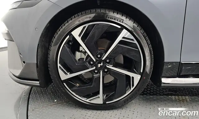 Hyundai Ioniq 6 2025 0.1 автомат (гидро), миниатюра 4