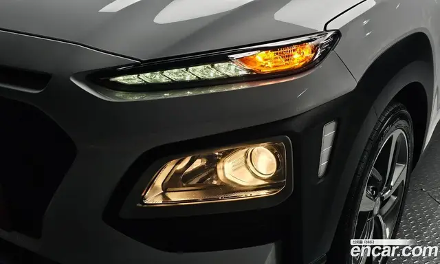 Hyundai Kona 2019 1.6 автомат (гидро), миниатюра 7
