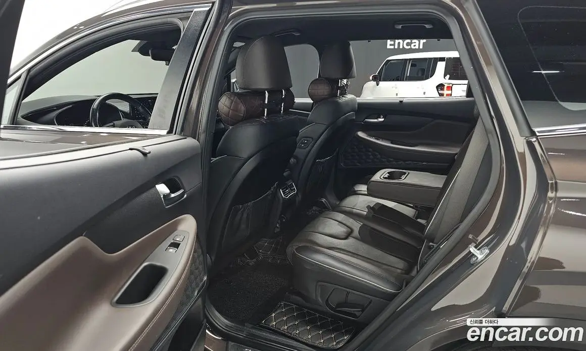 Hyundai Santa Fe 2021 2.5 автомат (гидро), фото 18 Hyundai Santa Fe 2021 2.5 автомат (гидро), фото 18