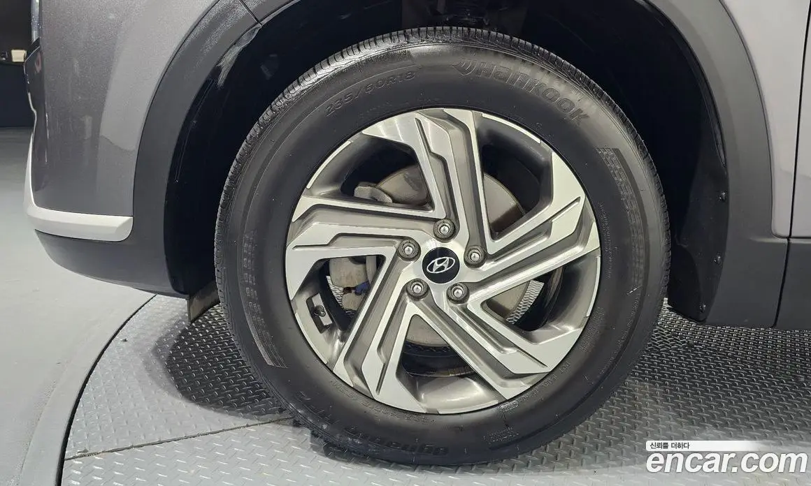 Hyundai Santa Fe 2022 2.2 автомат (гидро), фото 4 Hyundai Santa Fe 2022 2.2 автомат (гидро), фото 4
