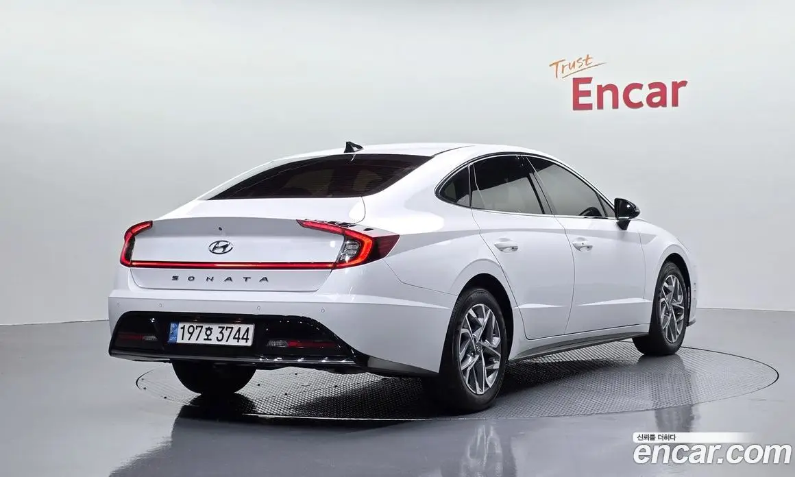 Hyundai Sonata 2022 2.0 автомат (гидро), фото 2 Hyundai Sonata 2022 2.0 автомат (гидро), фото 2
