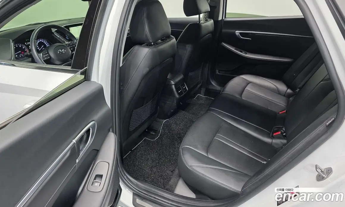 Hyundai Sonata 2022 2.0 автомат (гидро), фото 18 Hyundai Sonata 2022 2.0 автомат (гидро), фото 18