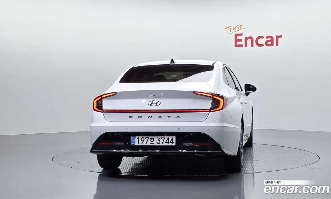 Hyundai Sonata 2022 2.0 автомат (гидро), фото 4 Hyundai Sonata 2022 2.0 автомат (гидро), фото 4
