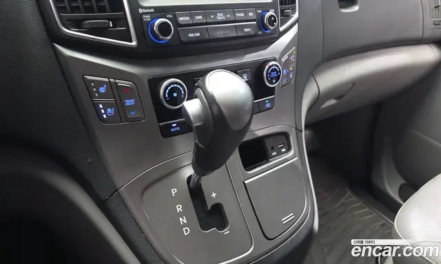 Hyundai Starex 2016 2.5 автомат (гидро), миниатюра 12