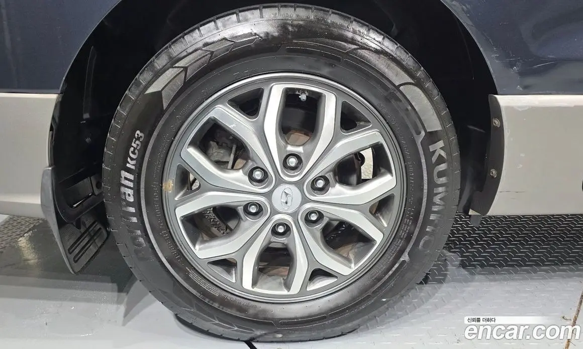 Hyundai Starex 2016 2.5 автомат (гидро), фото 5 Hyundai Starex 2016 2.5 автомат (гидро), фото 5