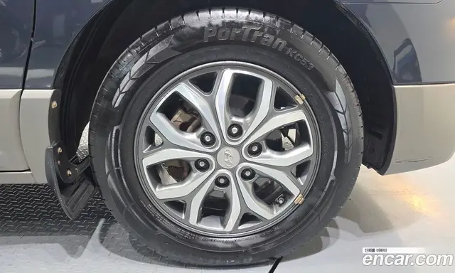 Hyundai Starex 2016 2.5 автомат (гидро), миниатюра 7 Hyundai Starex 2016 2.5 автомат (гидро), миниатюра 7
