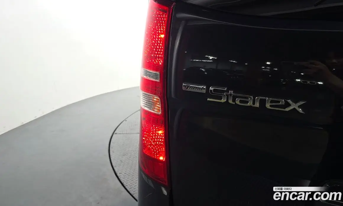 Hyundai Starex 2016 2.5 автомат (гидро), фото 9 Hyundai Starex 2016 2.5 автомат (гидро), фото 9
