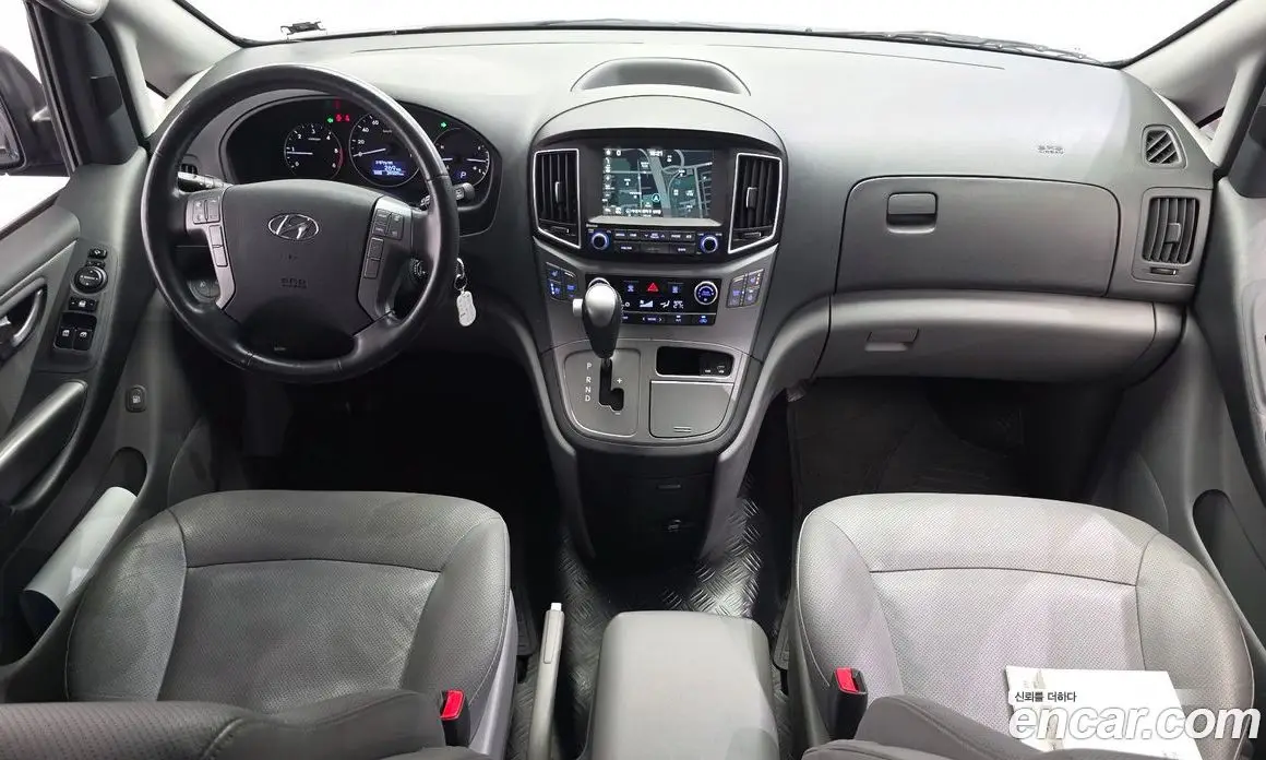Hyundai Starex 2016 2.5 автомат (гидро), фото 10 Hyundai Starex 2016 2.5 автомат (гидро), фото 10